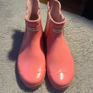 super cute pretty much brand new womens hunter boots!!